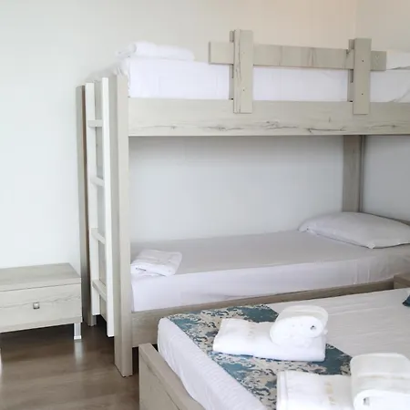 Relax Mea 3* Саранда