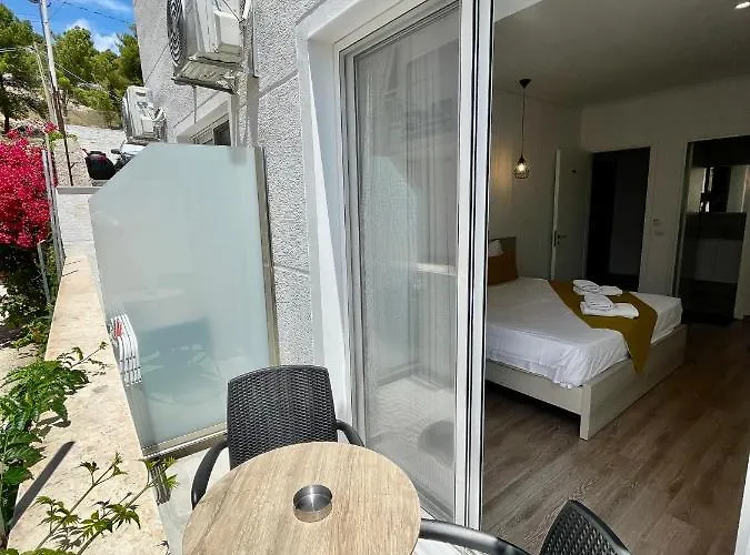 Relax Mea 3* Sarandë