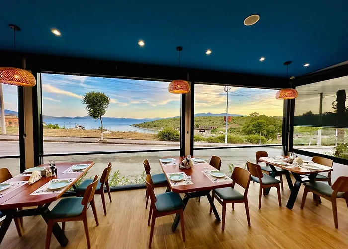 Relax Mea 3* Саранда